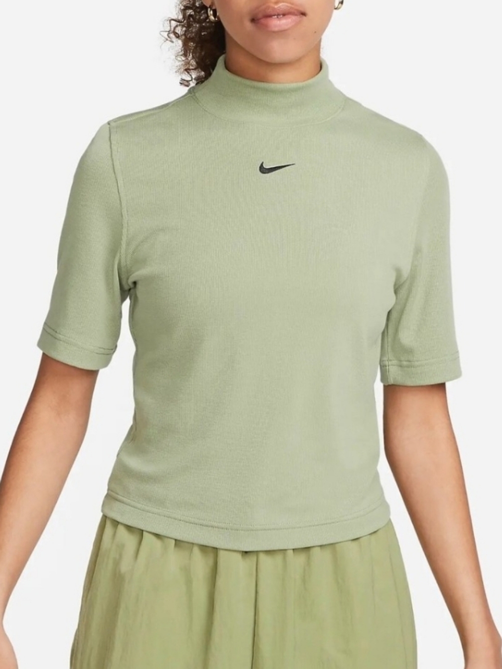 Nike Women’s Light Yellow Short Sleeve Mock Neck Tee